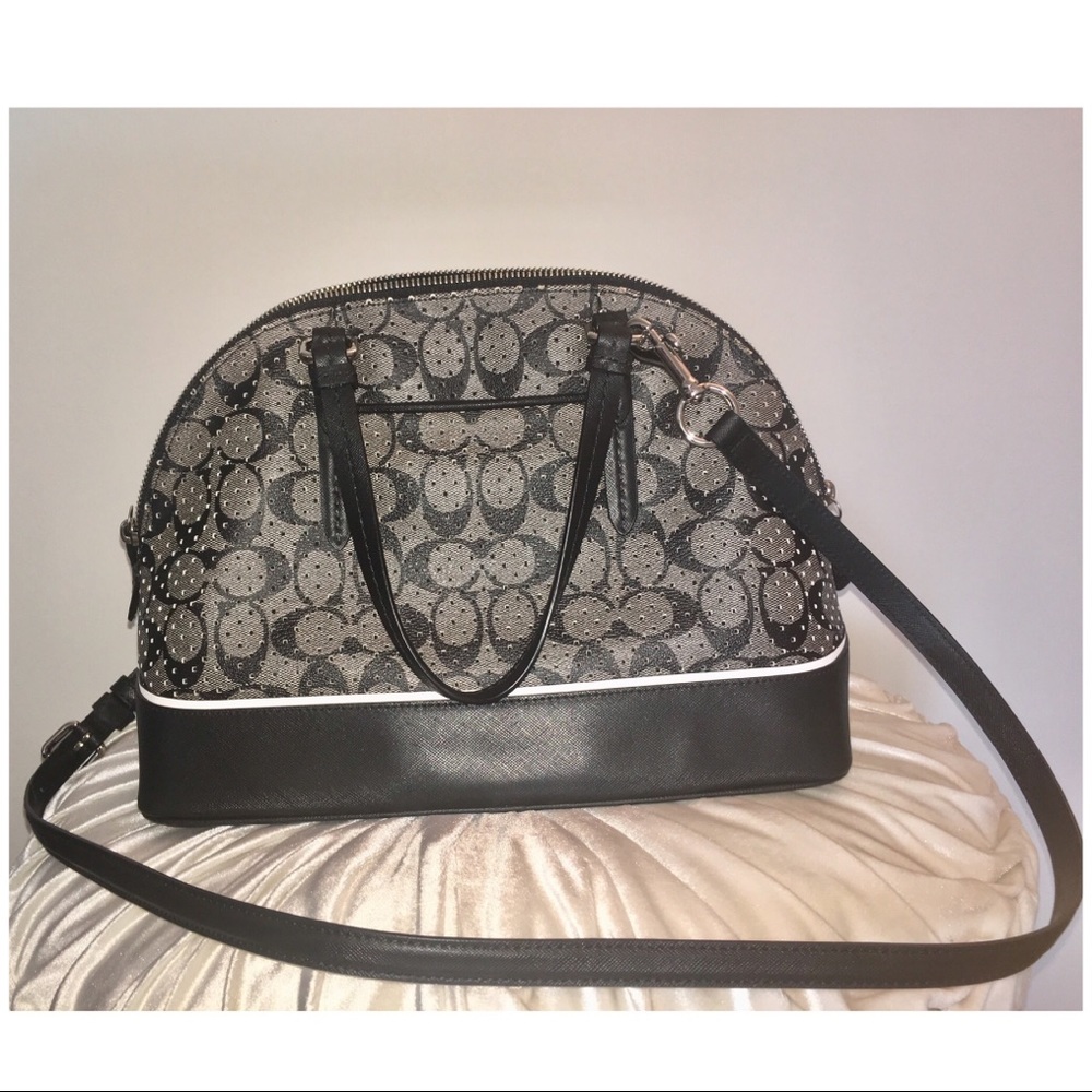 Coach - Perforated Sierra Bag - Picture 2 of 7